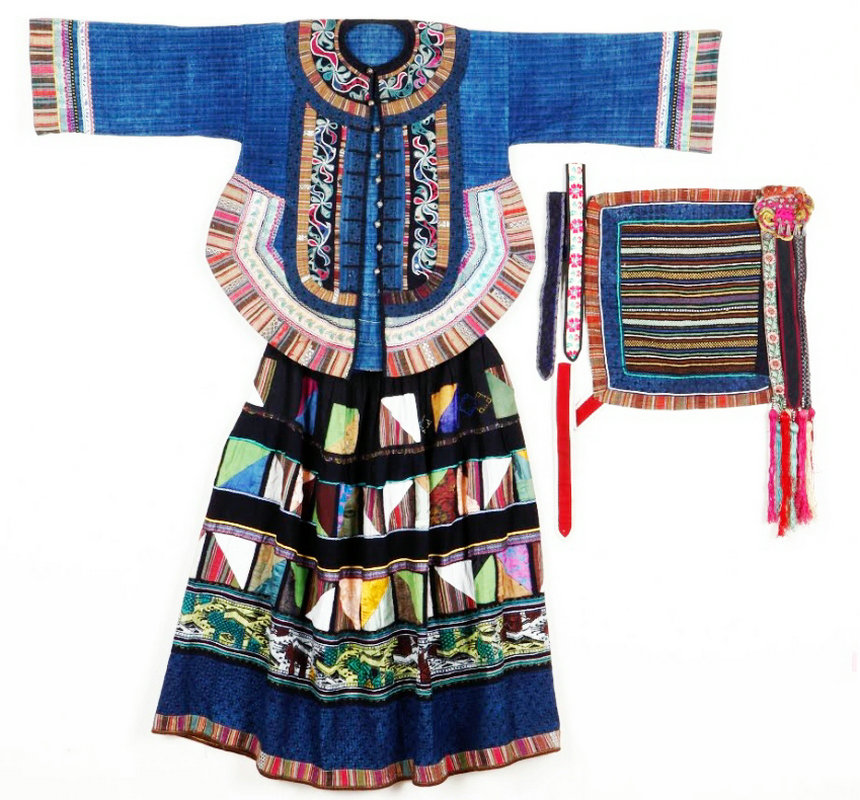 Ausstellung für ethnische Minderheiten Kleidung und Schmuck, Provinzmuseum Yunnan