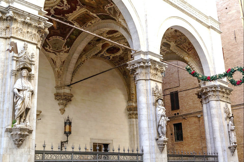 Die Heiligen von Siena, Italienischer Jugendkomitee UNESCO