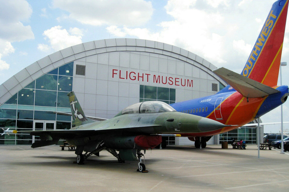 उड़ान संग्रहालय, डलास, संयुक्त राज्य अमेरिका की सीमाओं