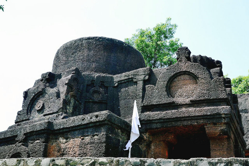 ビナヤガ仏教洞窟