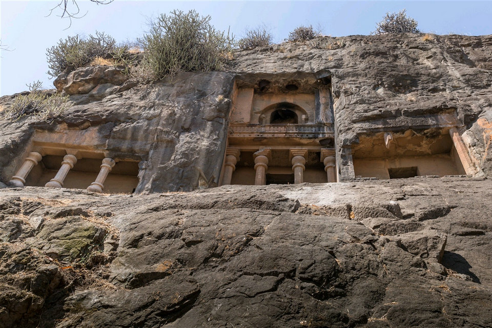 Cavernas Manmodi