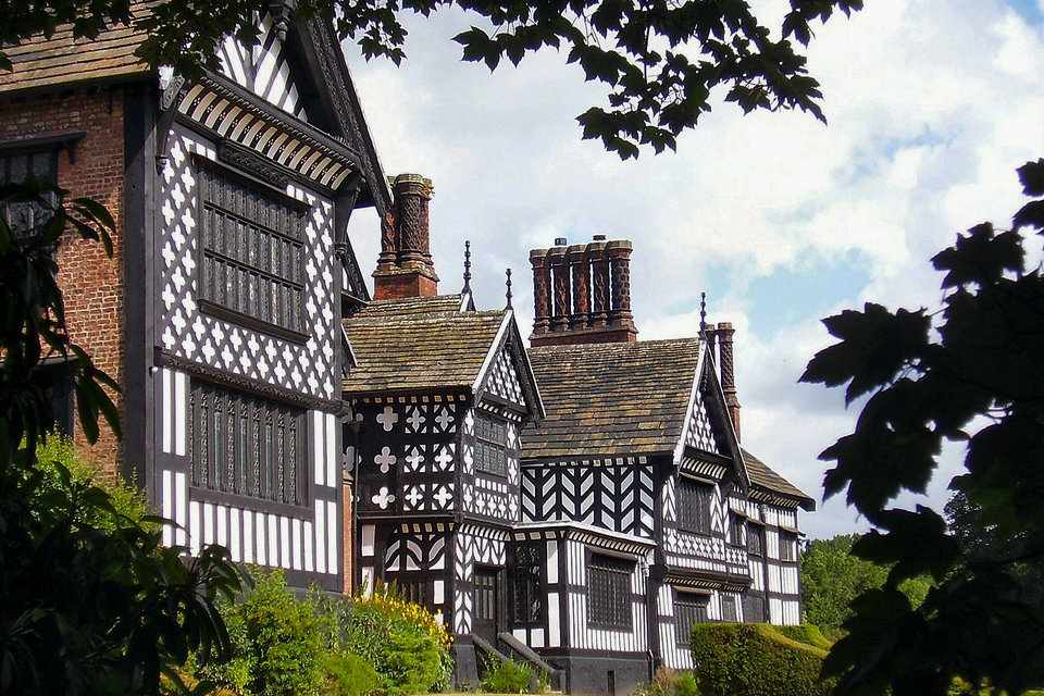 Architecture Tudor