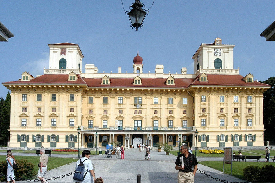 العمارة الباروكية في المجر