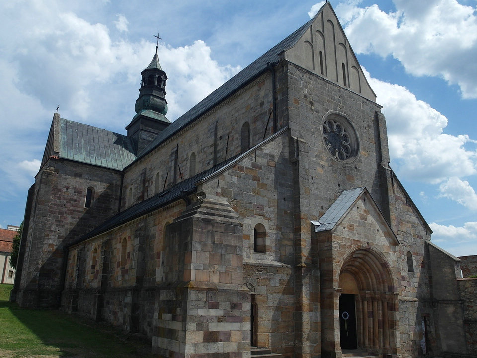 폴란드의 로마네스크 건축