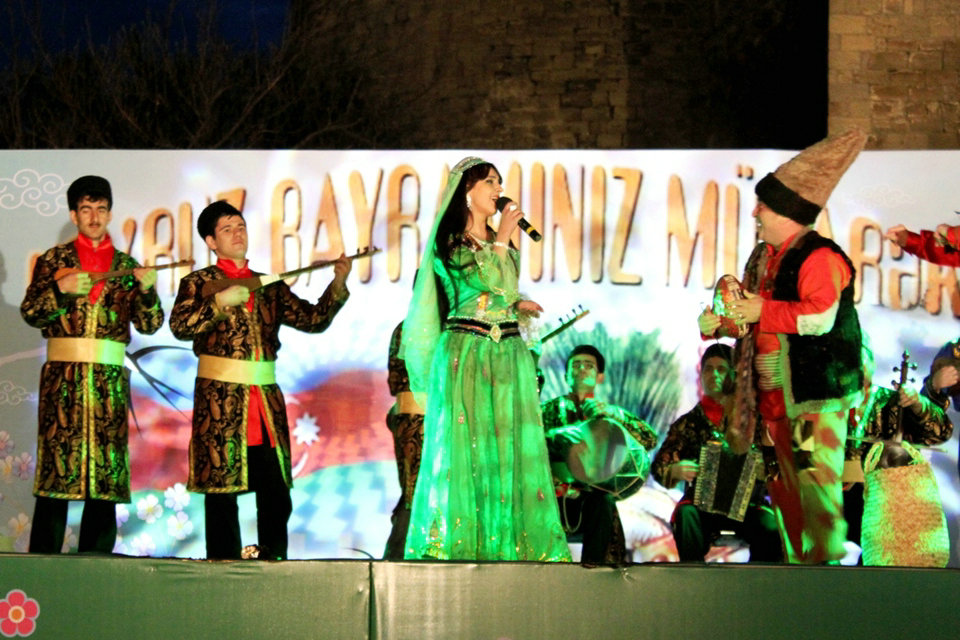 Folclore azerbaiyano