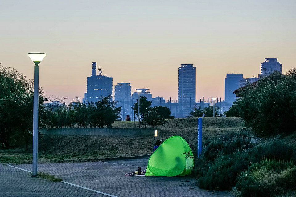 Acampamento urbano no Japão