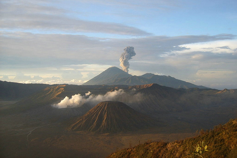 Volcanoes tourism
