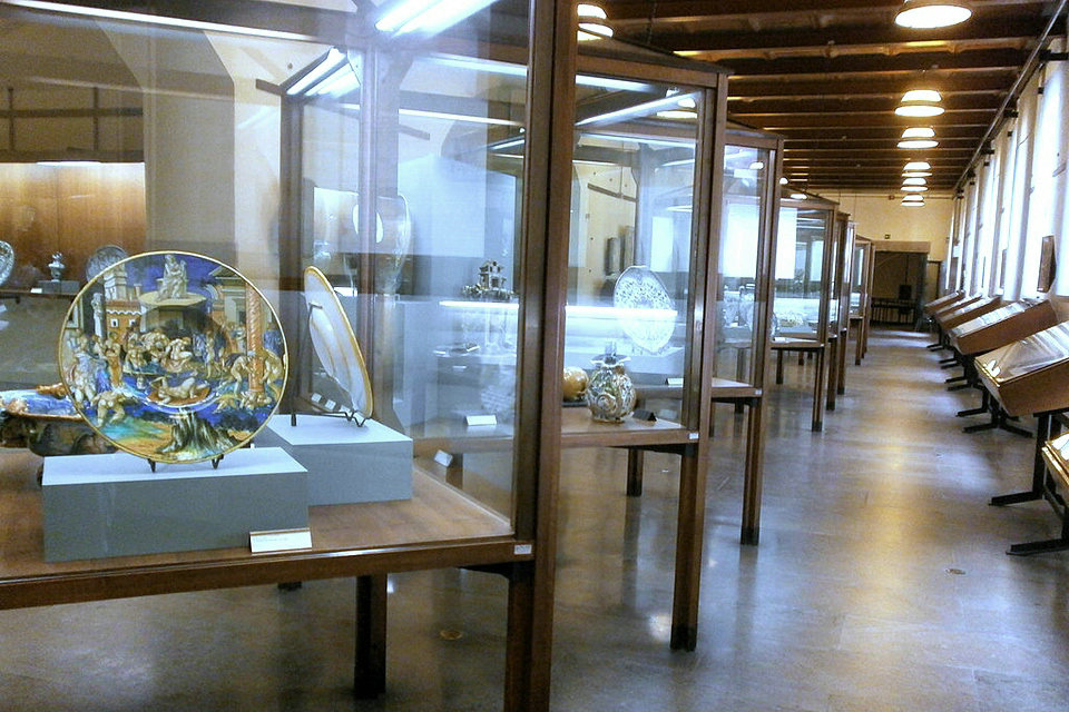 Museos de Arte Decorativo, Castillo Sforza