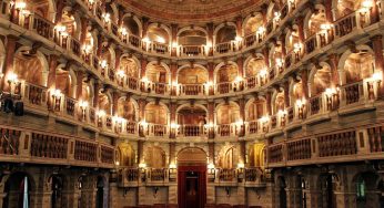 The hall of wonders, 360° Video, Bibiena Theater