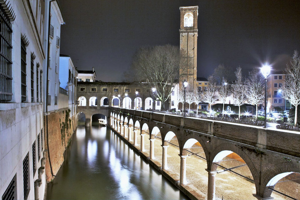 Navegação no rio Mantula, vídeo 360 °, Museu Urbano de Mantova