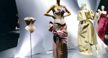 Vivienne Westwood: corsetto che fonde moda e arte, video a 360 °, Victoria and Albert Museum