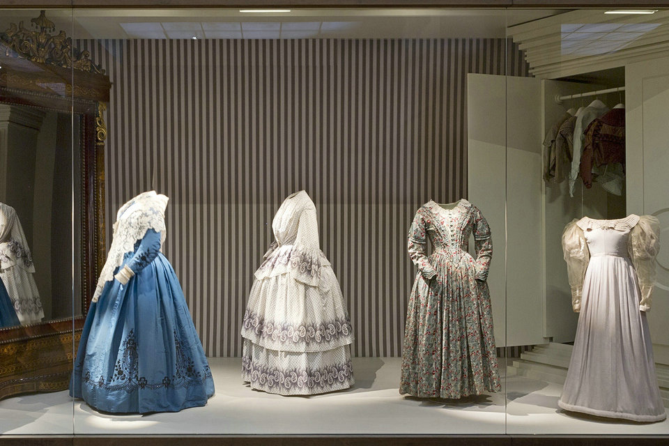 Vêtements historiques espagnols, Musée du costume de Madrid