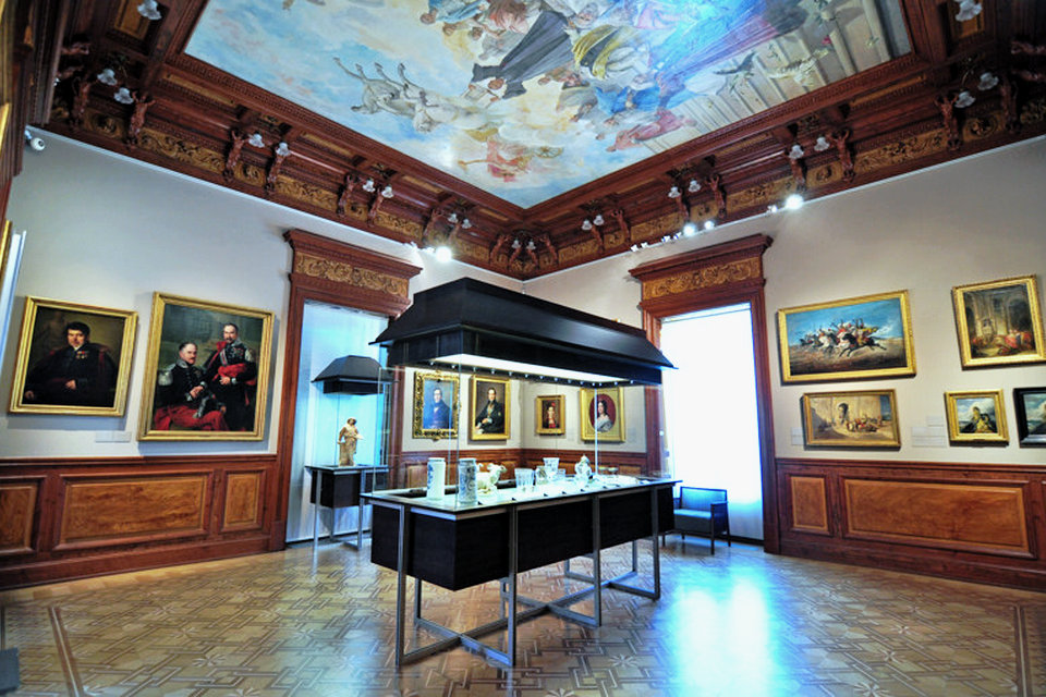 مجموعة الفن الأسباني ، متحف لازارو غالديانو