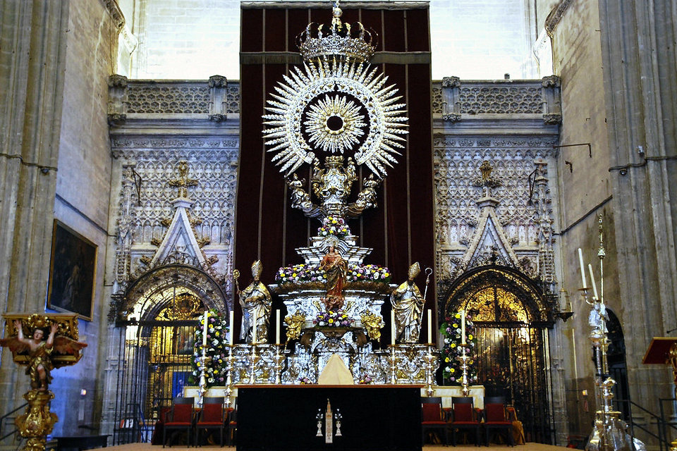 Altares en el lado norte, Catedral de Sevilla