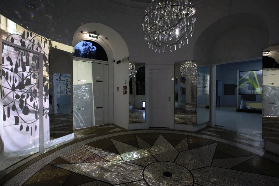 Joan Jonas: Vienen a nosotros sin una palabra, Pabellón de los Estados Unidos, Bienal de Venecia 2015