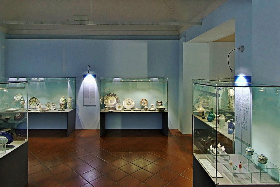 Keramiksammlung Fernost: China, Japan, Südostasien, Internationales Keramikmuseum in Faenza
