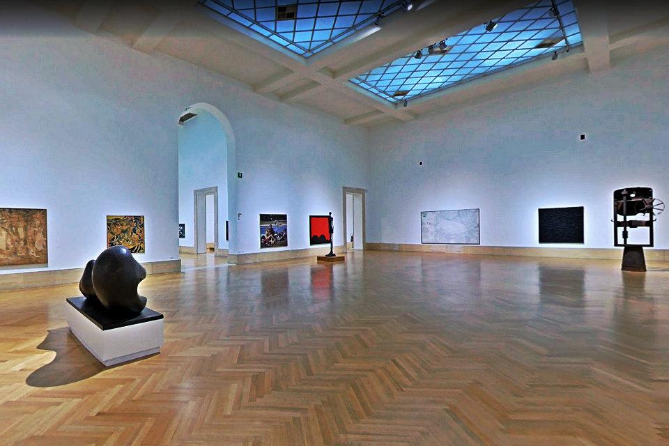 Salas del siglo XX, primer sector, galería nacional de arte moderno y contemporáneo en Roma