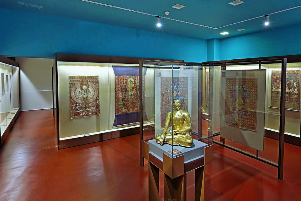 Himalayan gallery, Oriental Art Museum in Turin