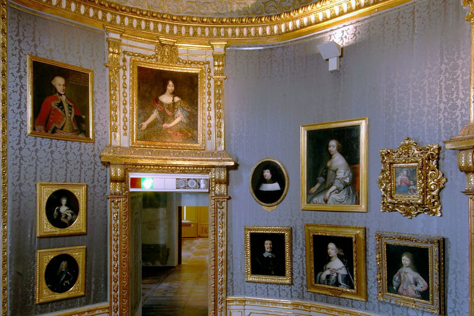 Coleção de retratos em miniatura, Palácio de Madama