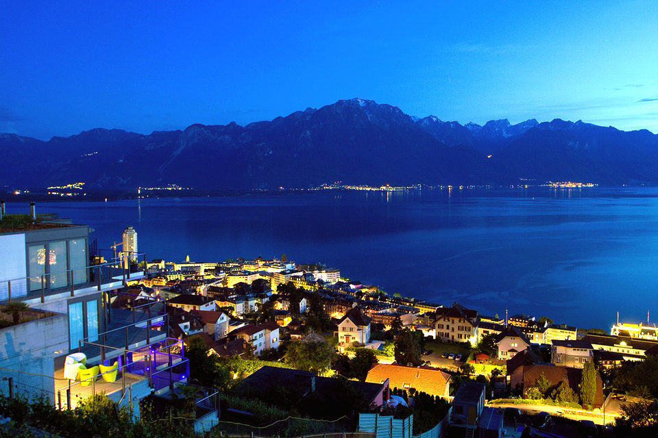 スイス、ジュネーブ湖地域のビジネスと高級旅行ガイド