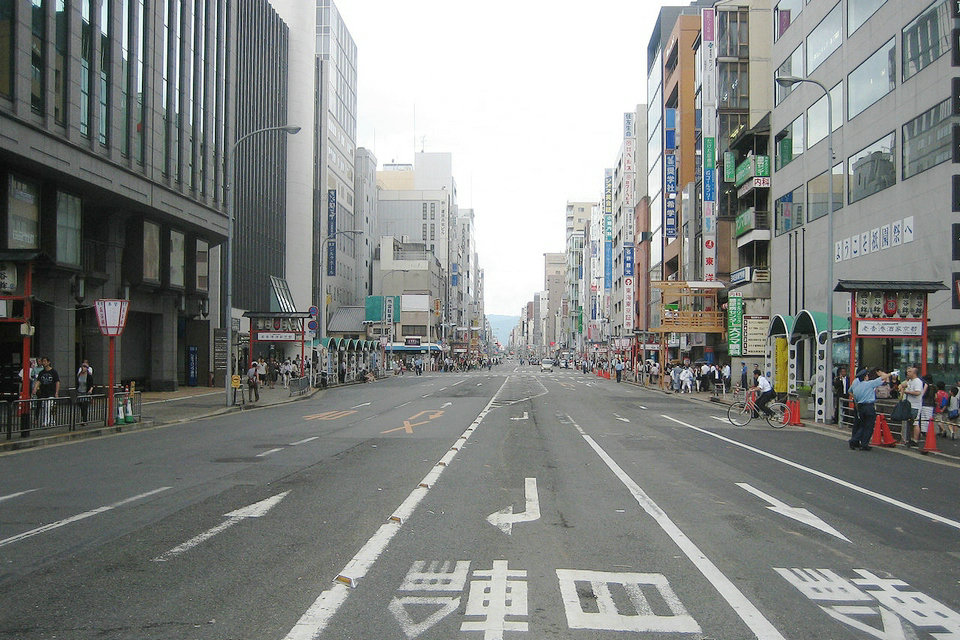 Район центра города, обзорный маршрут Киото, Япония