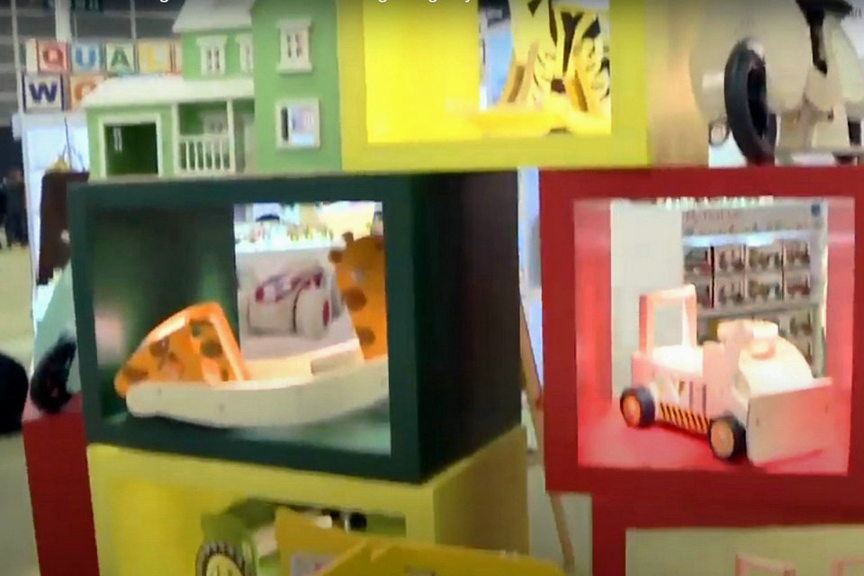 Обзор Гонконгской ярмарки игрушек и игр в первые годы, Китай