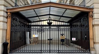 جولة إرشادية في متحف Fragonard للعطور ، باريس ، فرنسا
