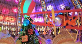 Review of the Grand Sapin and the Christmas Windows of Galeries Lafayette Haussmann 2020-2021, Paris, France