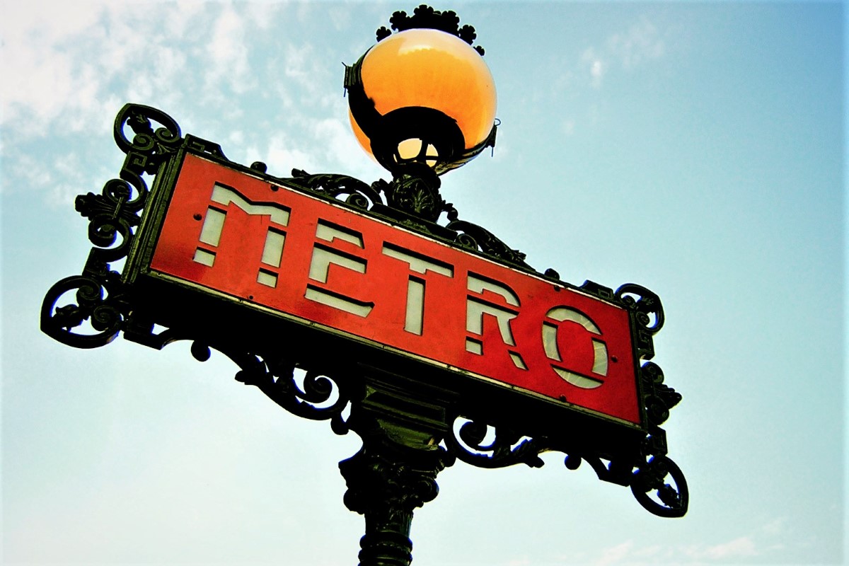 Guide of Paris Metro system, France
